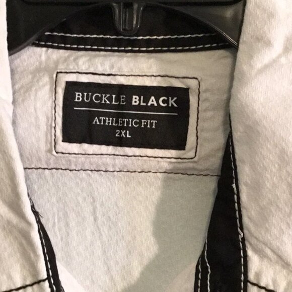 Buckle White Button-Up Shirt with Black Accents - Picture 2 of 11